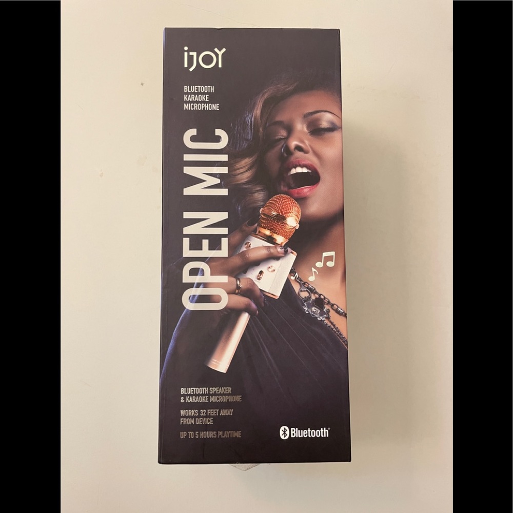 ijoy  Open Mis Rose Gold Bluetooth Karaoke Microphone. Up to 5 hrs playtime